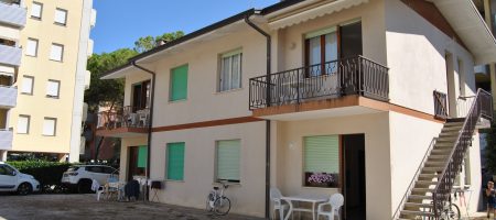 Appartamento in Villa Giusy- BIBIONE 50 mt dal mare